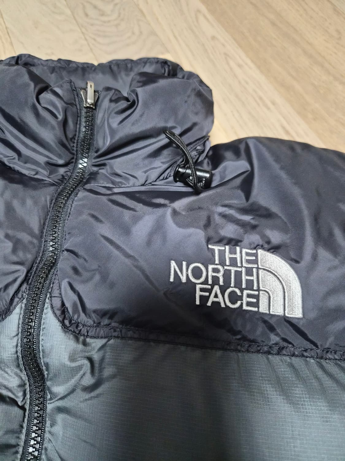 노스페이스 눕시 패딩 상품이미지3