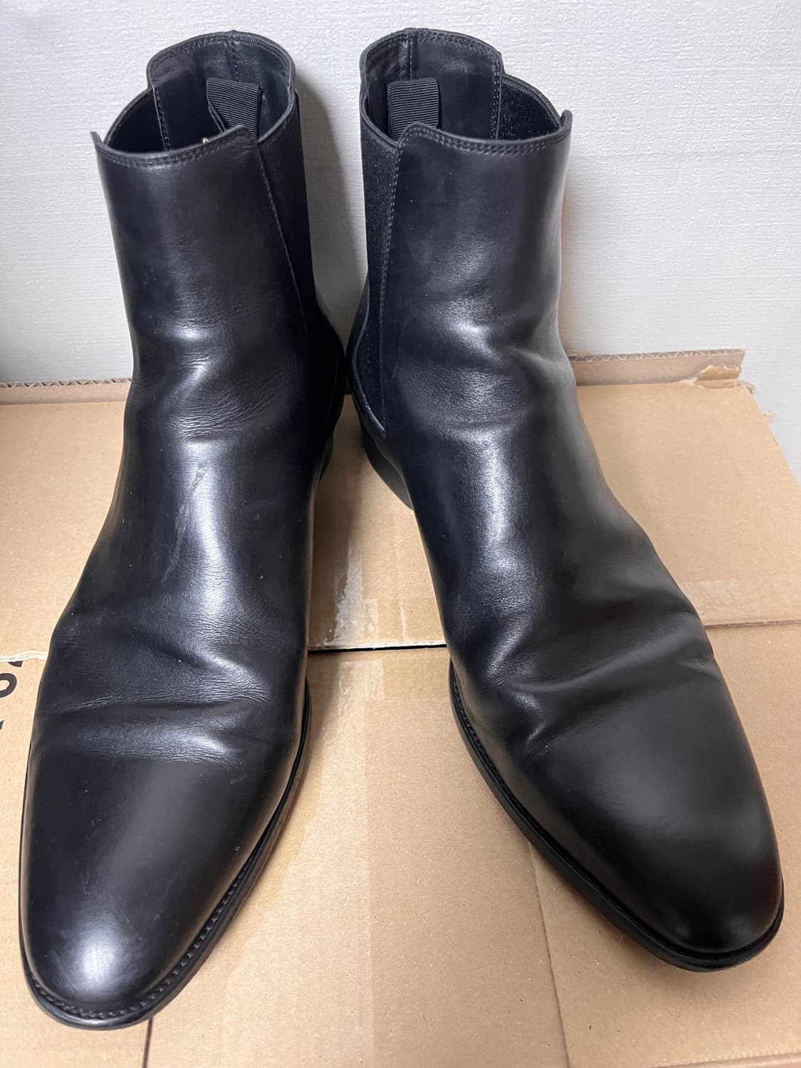 생로랑 블랙 레더 첼시부츠 43.5 상품이미지1