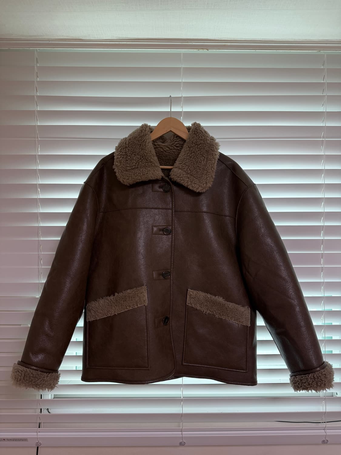 파사드패턴 빈티지 램스울 리버시블 무스탕 브라운 상품이미지3