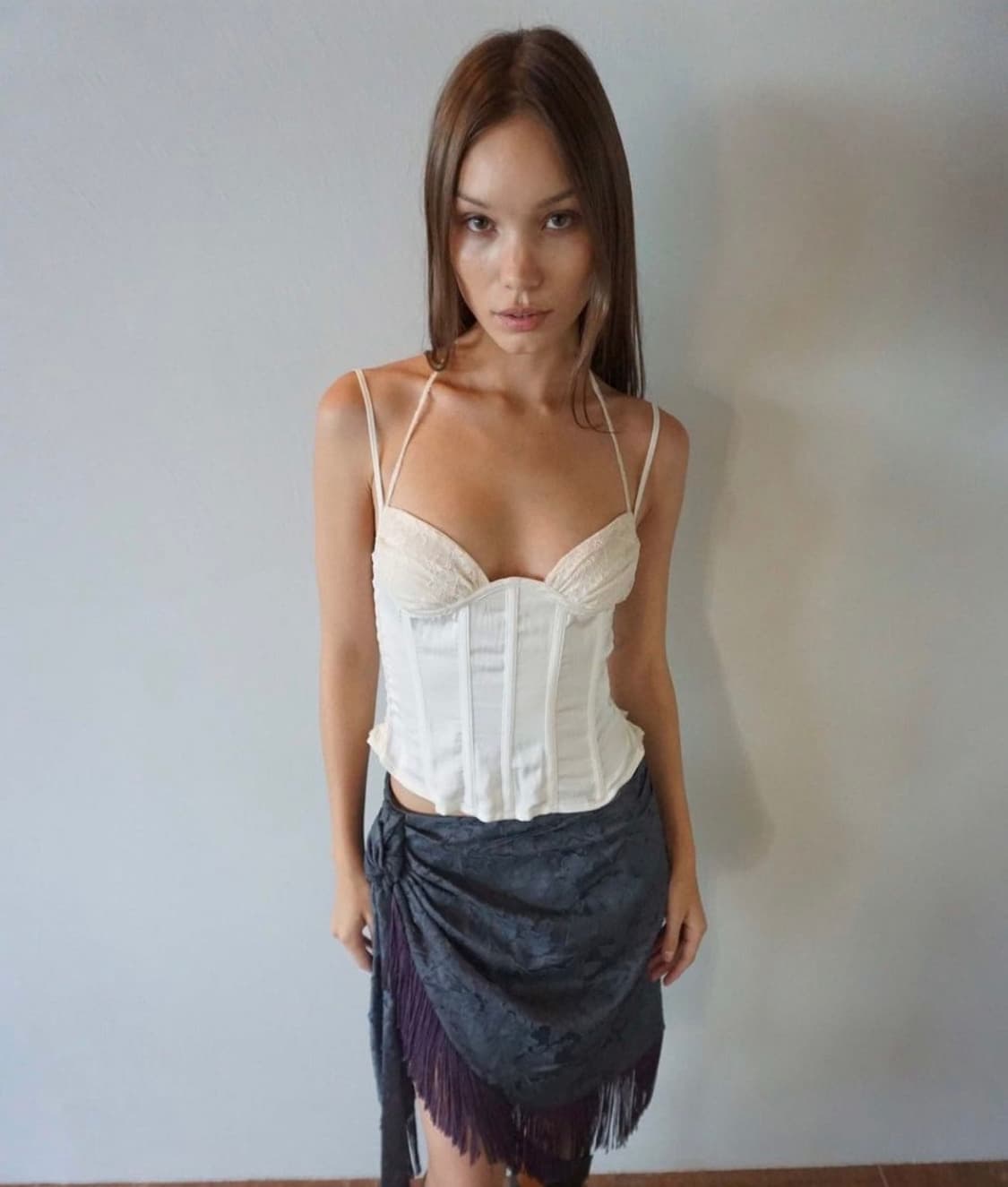 Sculptor 90s Glossy Corset Top White 상품이미지1