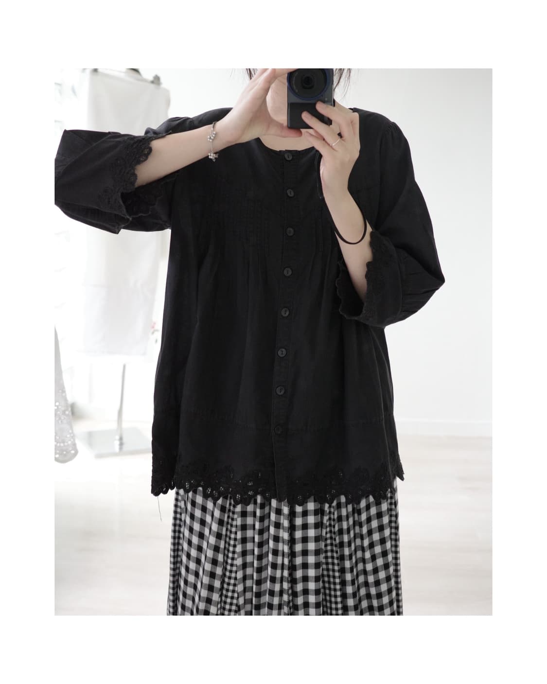 Black buttoned shirring blouse 상품이미지6