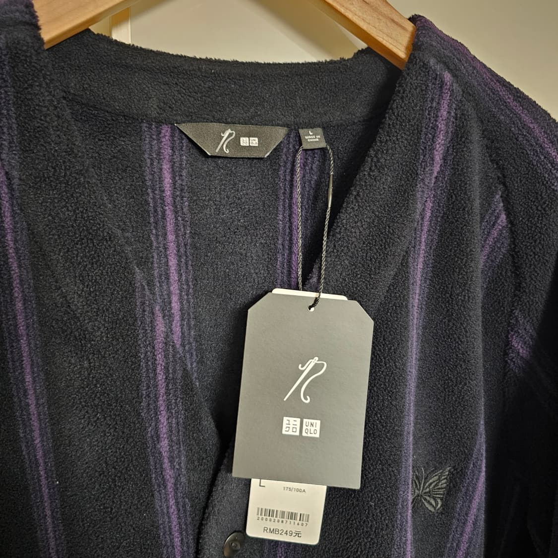 L 새제품 ) 유니클로 X 니들스 후리스 가디건 483980 블랙 상품이미지4