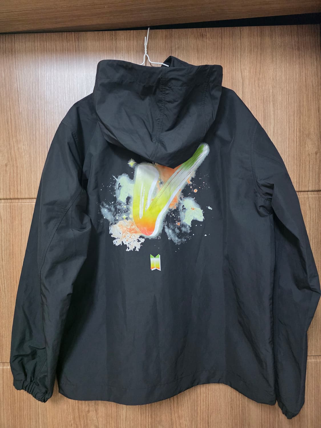 [미사용] BTS 공식 굿즈 바람막이 자켓 L 상품이미지1