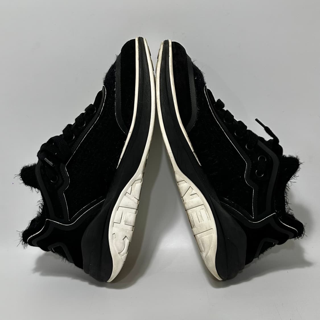 샤넬 CC 로고 패브릭 스웨이드 스니커즈 (245)  상품이미지5