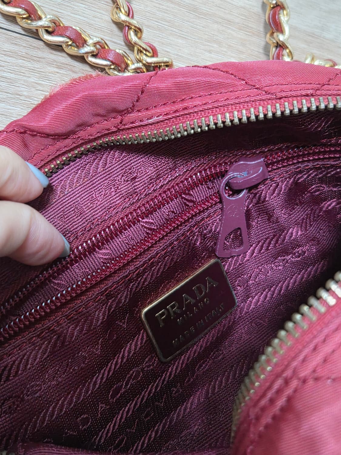 프라다 레드 나일론 퀼팅 체인 미니백(정품 빈티지) 상품이미지6