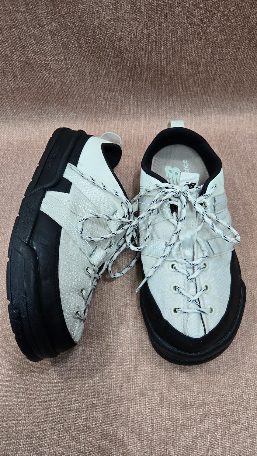 뉴발란스260- US8  블로퍼 운동화 아이보리 스니커즈 상품이미지1