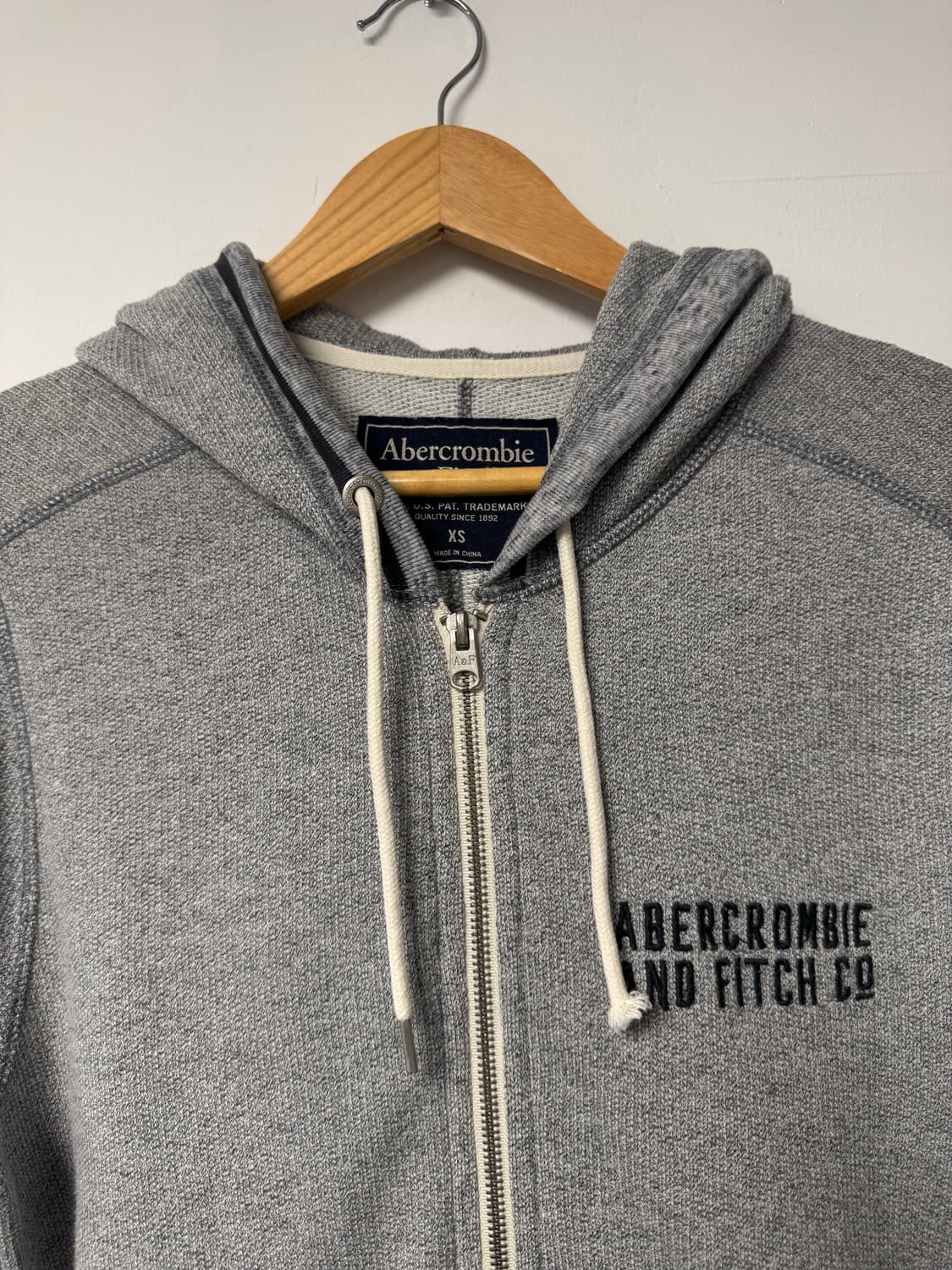 아베크롬비 y2k 와플 보카시 그레이 후드집업 니트 xs 상품이미지3