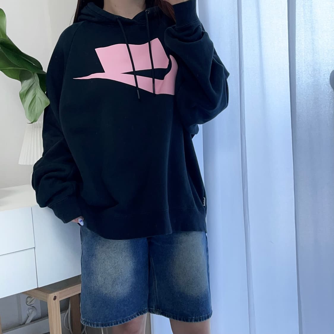 [정품] 나이키 블랙 핑크 빅푸츄라 후드티 [ L ] 상품이미지2