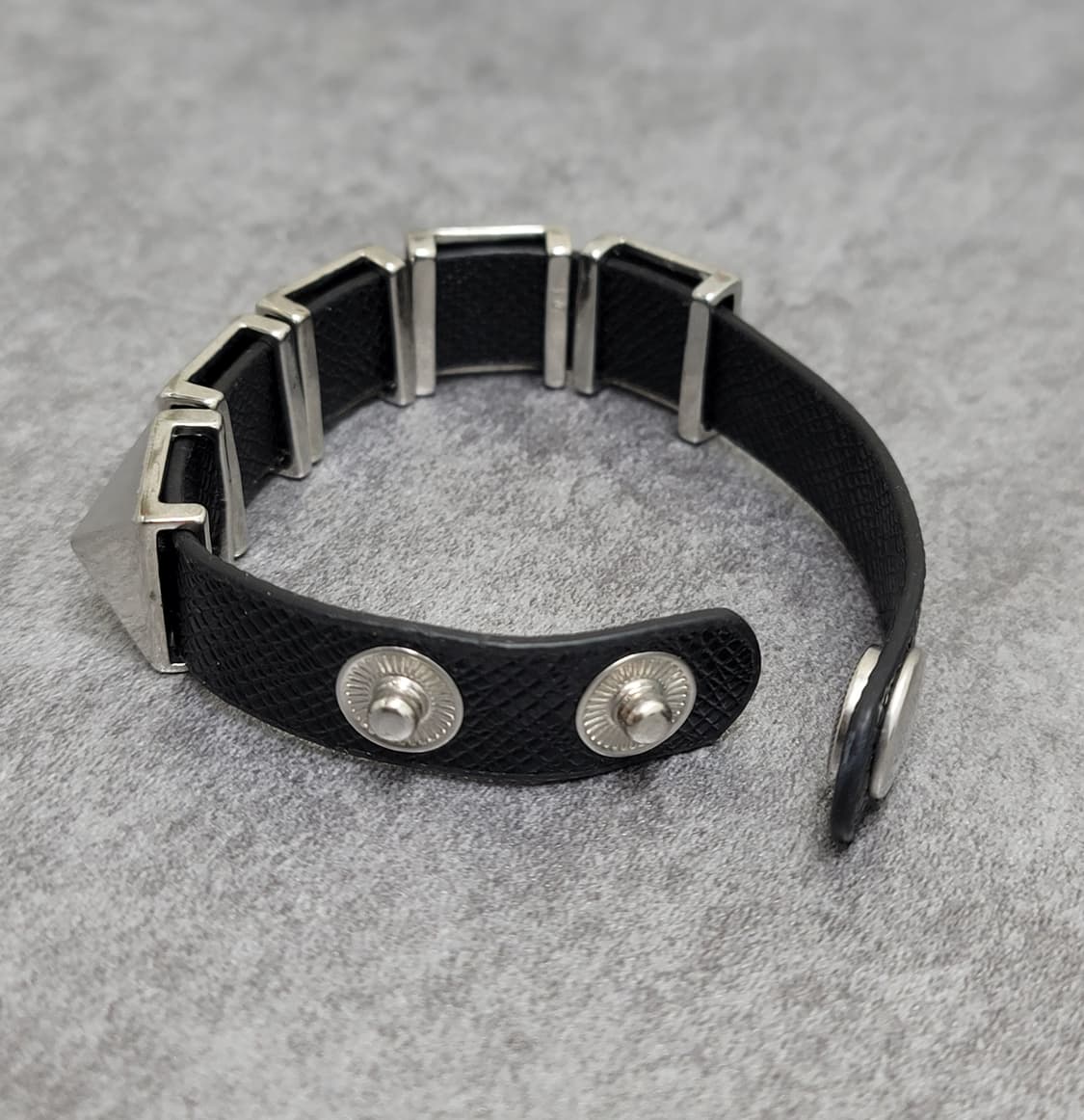 스터드 빈티지 가죽팔찌 상품이미지6