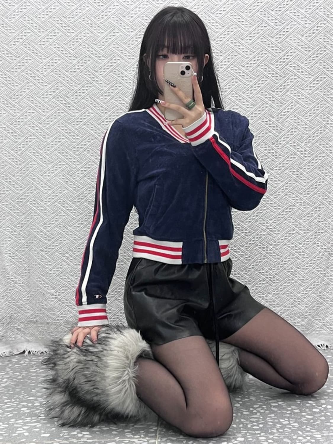 챔피온 올드스쿨 레트로 펑크 번아웃 크롭 벨벳 집업 S C10429 상품이미지2