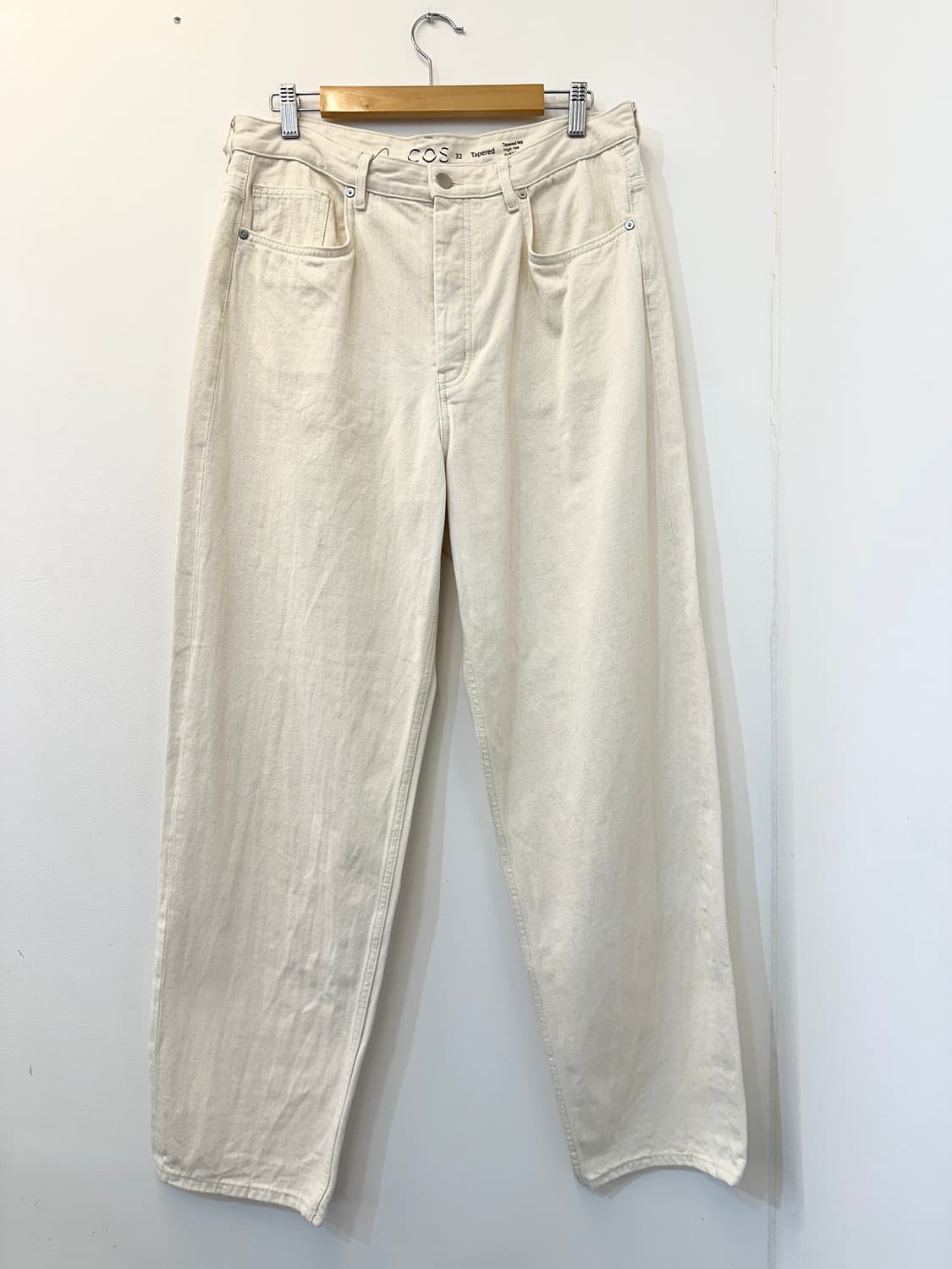 32) 코스 테이퍼드 핏 하이 라이즈 오트밀 코튼 팬츠 상품이미지1