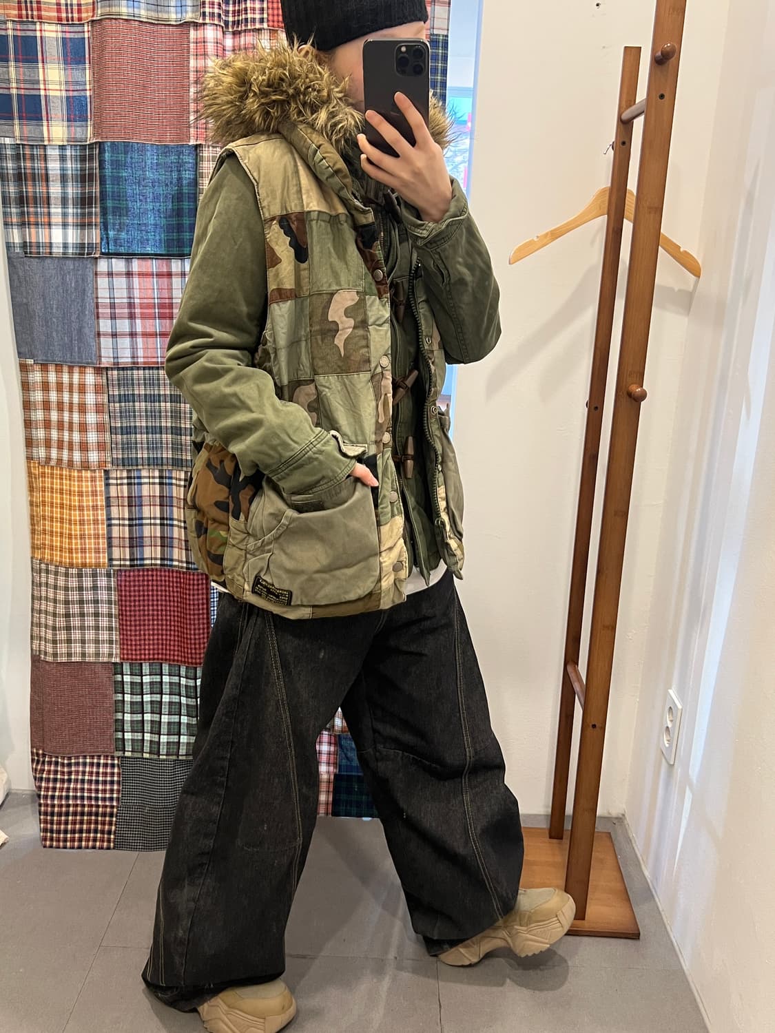 카모 캐치워크 베스트 패딩 상품이미지4