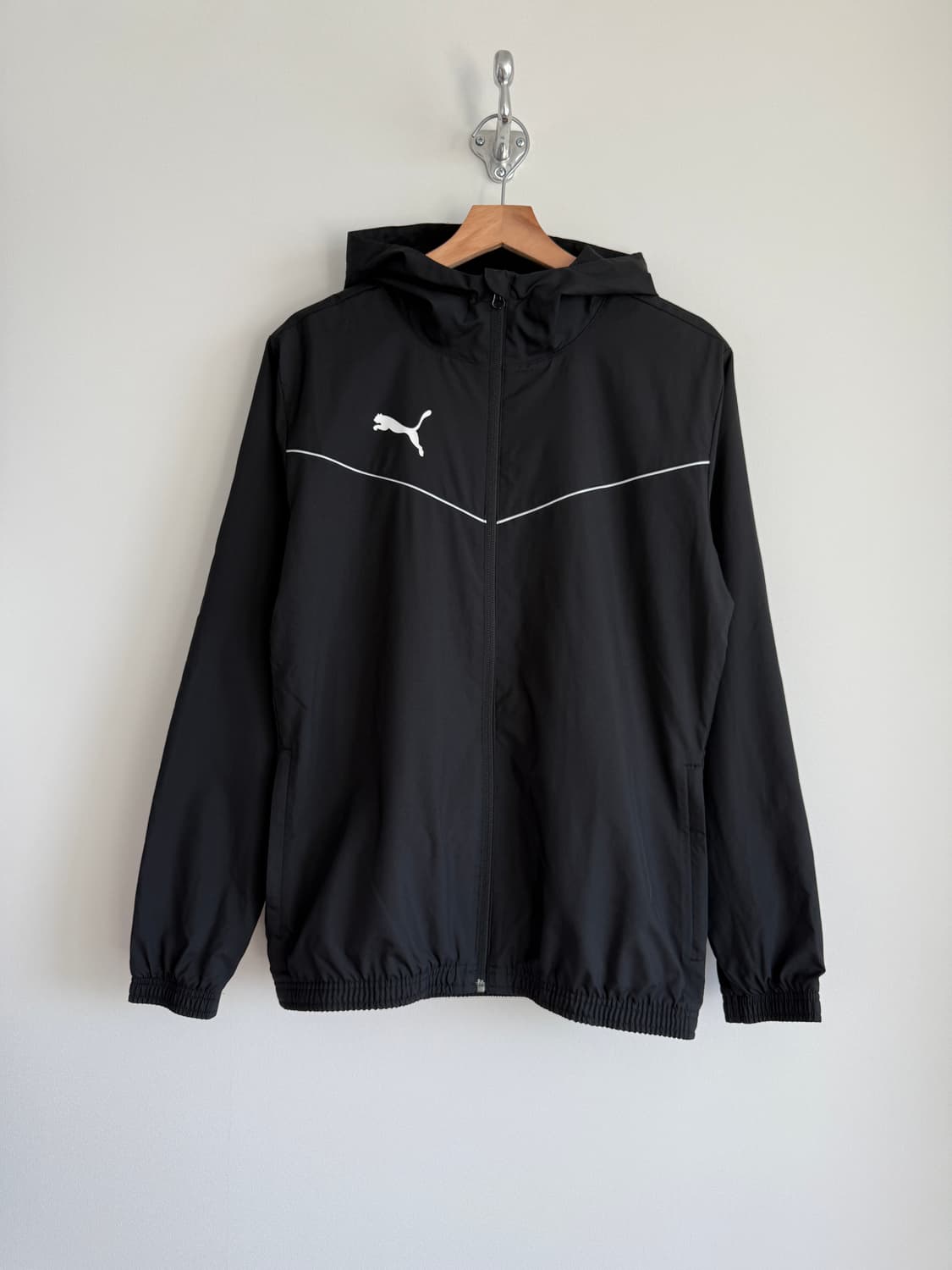 푸마(PUMA) 바람막이 윈드브레이커 상품이미지1