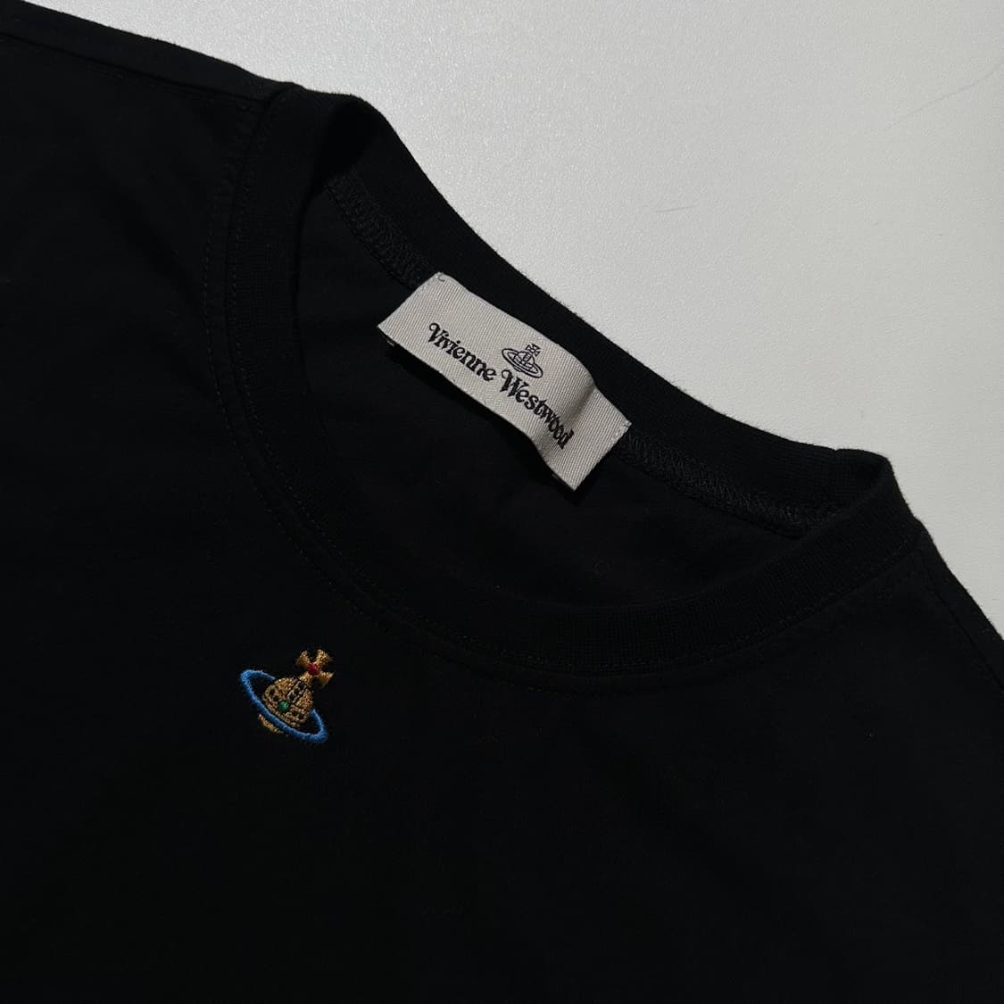 비비안 웨스트우드 ORB 로고 반팔 티셔츠 상품이미지5