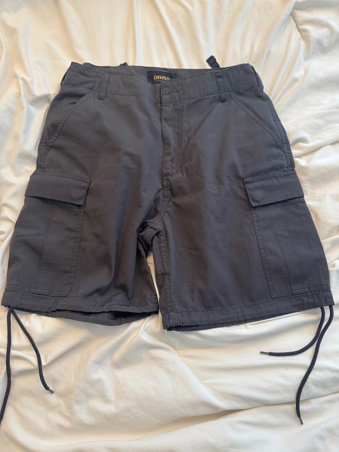 데우스 엑스 마키나 반바지 30 사이즈 상품이미지1