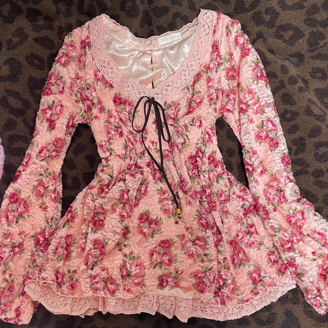 리즈리사 플로럴 3연리본 탑 블라우스 히메갸루 핀터레스트 라떼갸루 상품이미지1