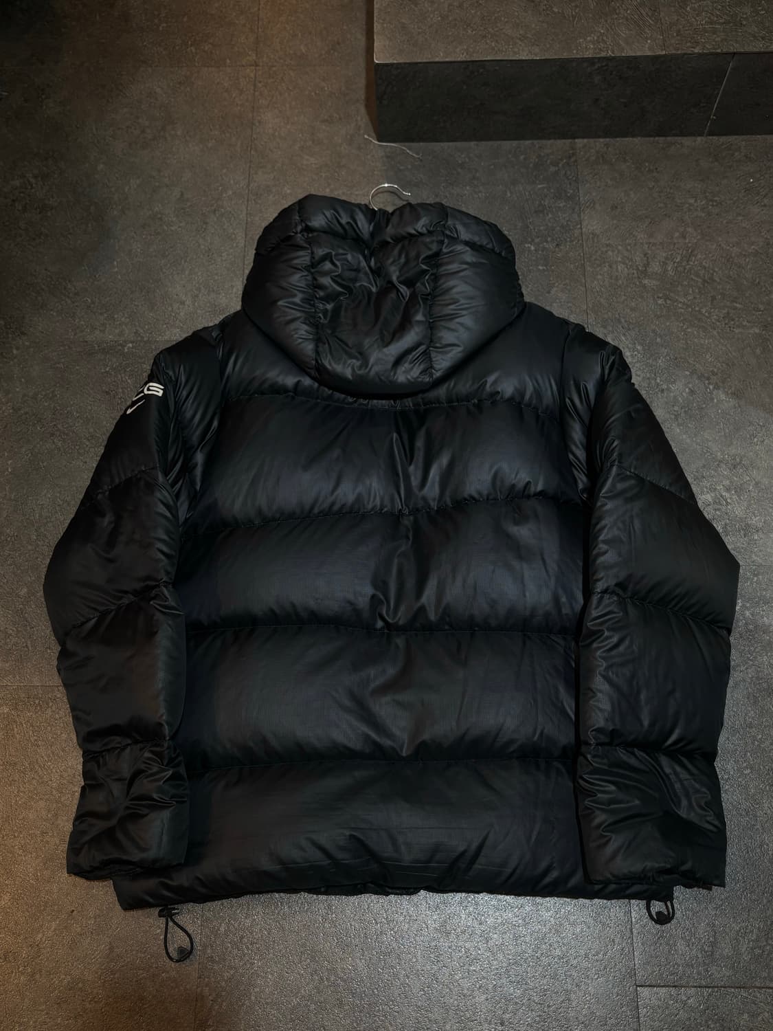 나이키 ACG 패딩 블랙 상품이미지3