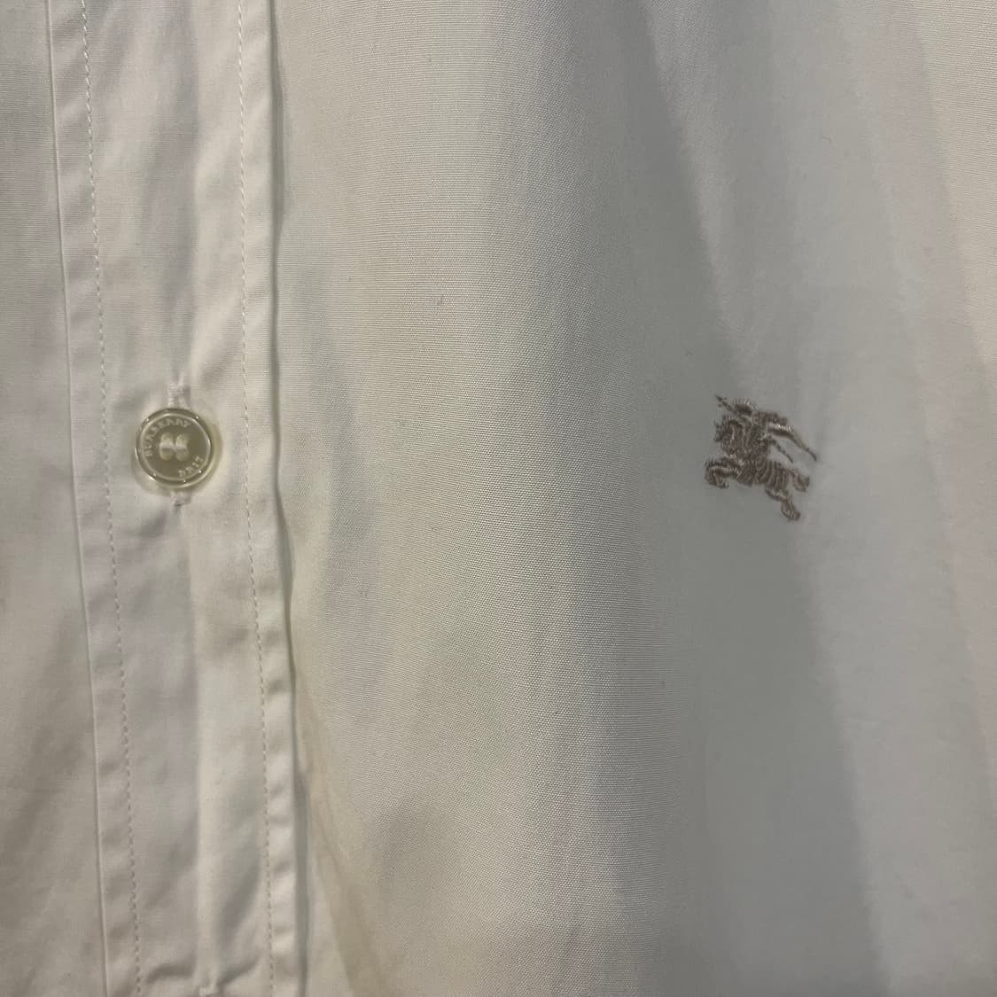 버버리 브릿.화이트셔츠  상품이미지3