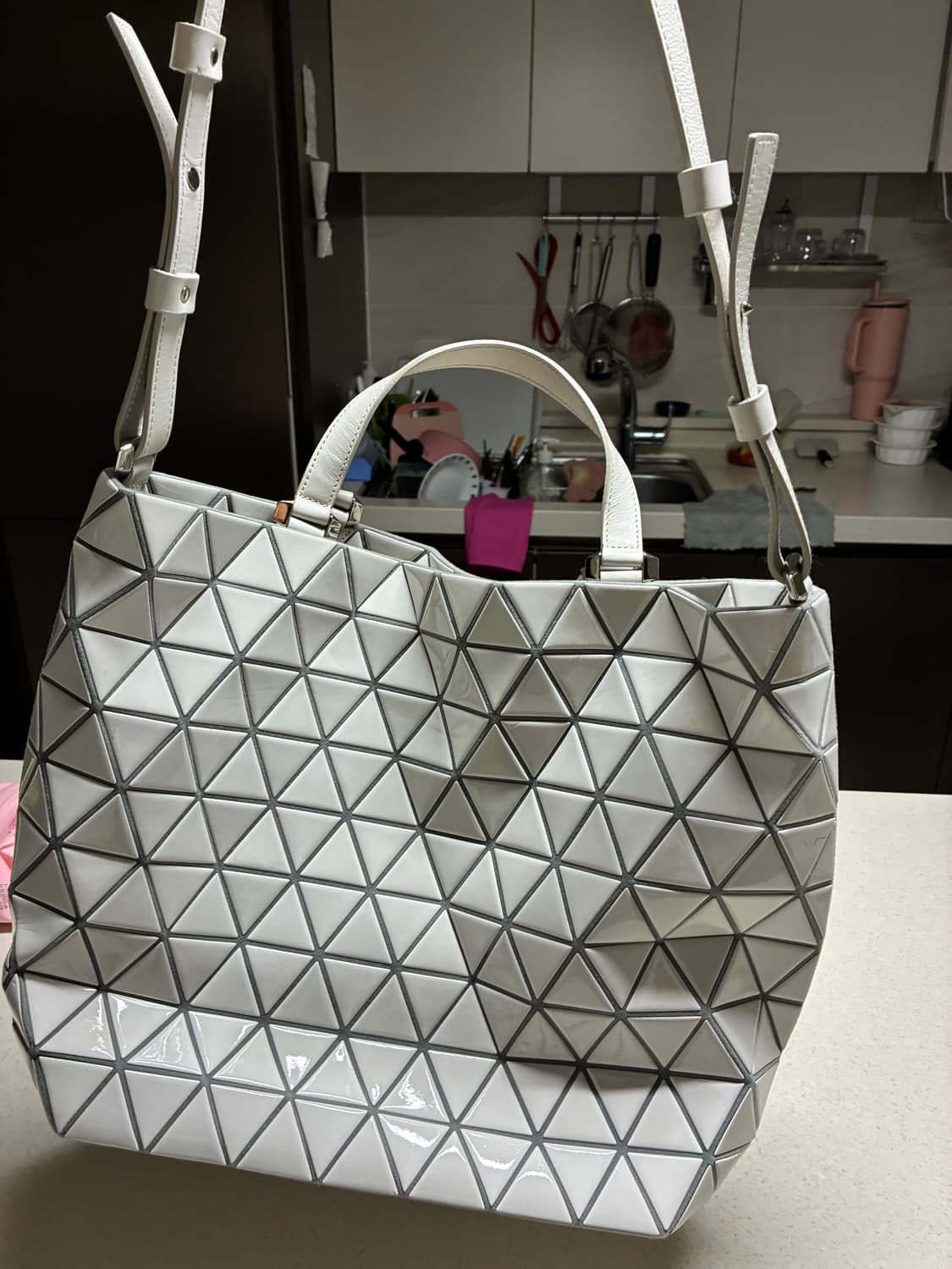 바오바오 루센트 토트백 정품 급처 상품이미지2