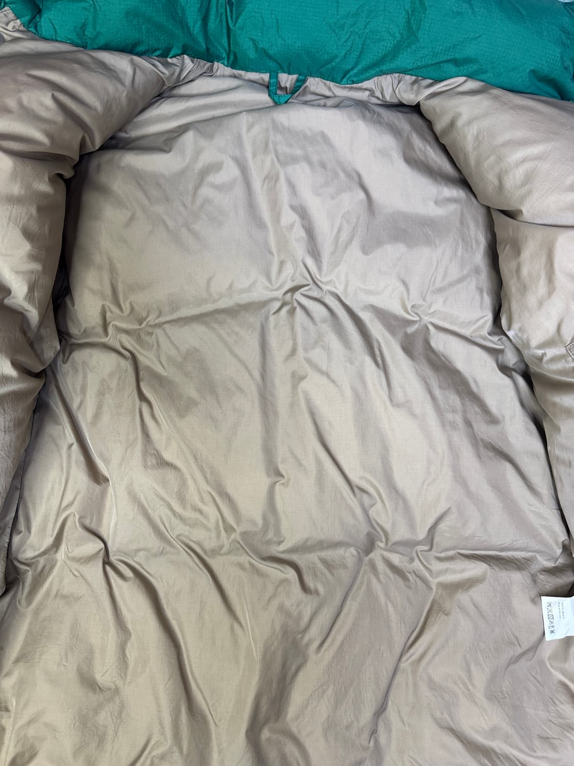 언유즈드 UNUSED 20FW 나일론 다운자켓 그린 1 상품이미지9