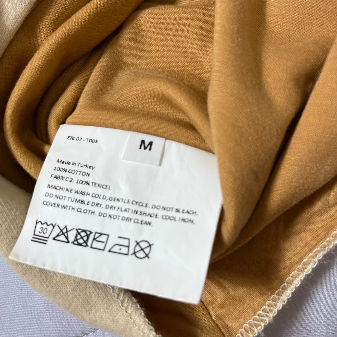 erl 이알엘 유니섹스 허트 리버시블 티셔츠 니트 m 상품이미지3