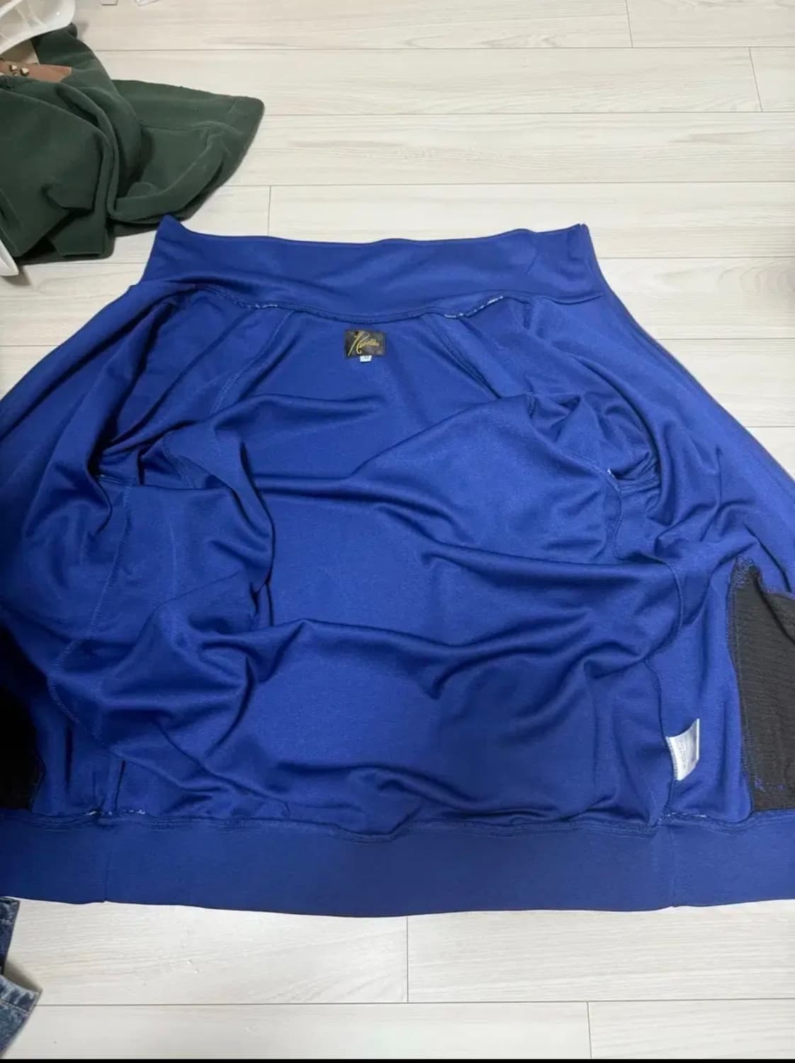 니들스 로얄블루 트렉자켓 M 상품이미지3