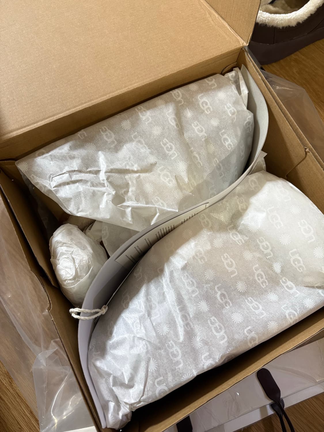 UGG 어그 펀케트 체스넛 us7 상품이미지2