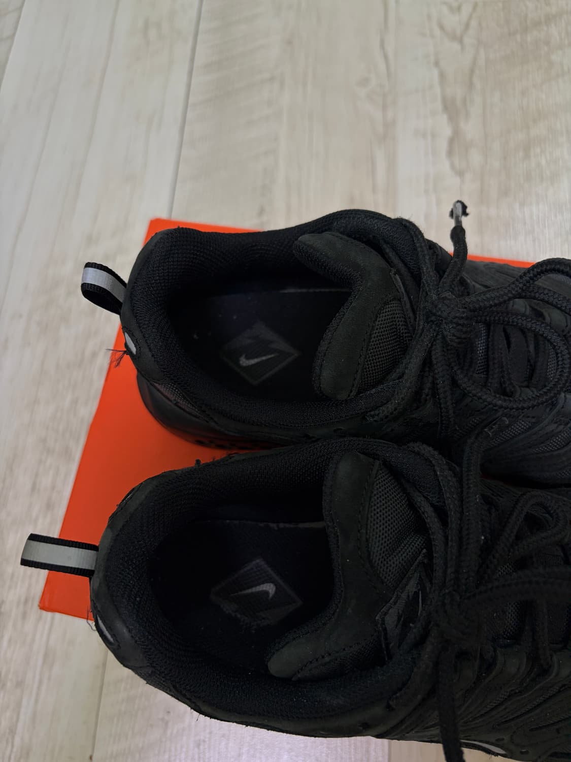 [275] 나이키 에어 테라 휴마라 SP 블랙 앤 앤트러사이트 상품이미지8