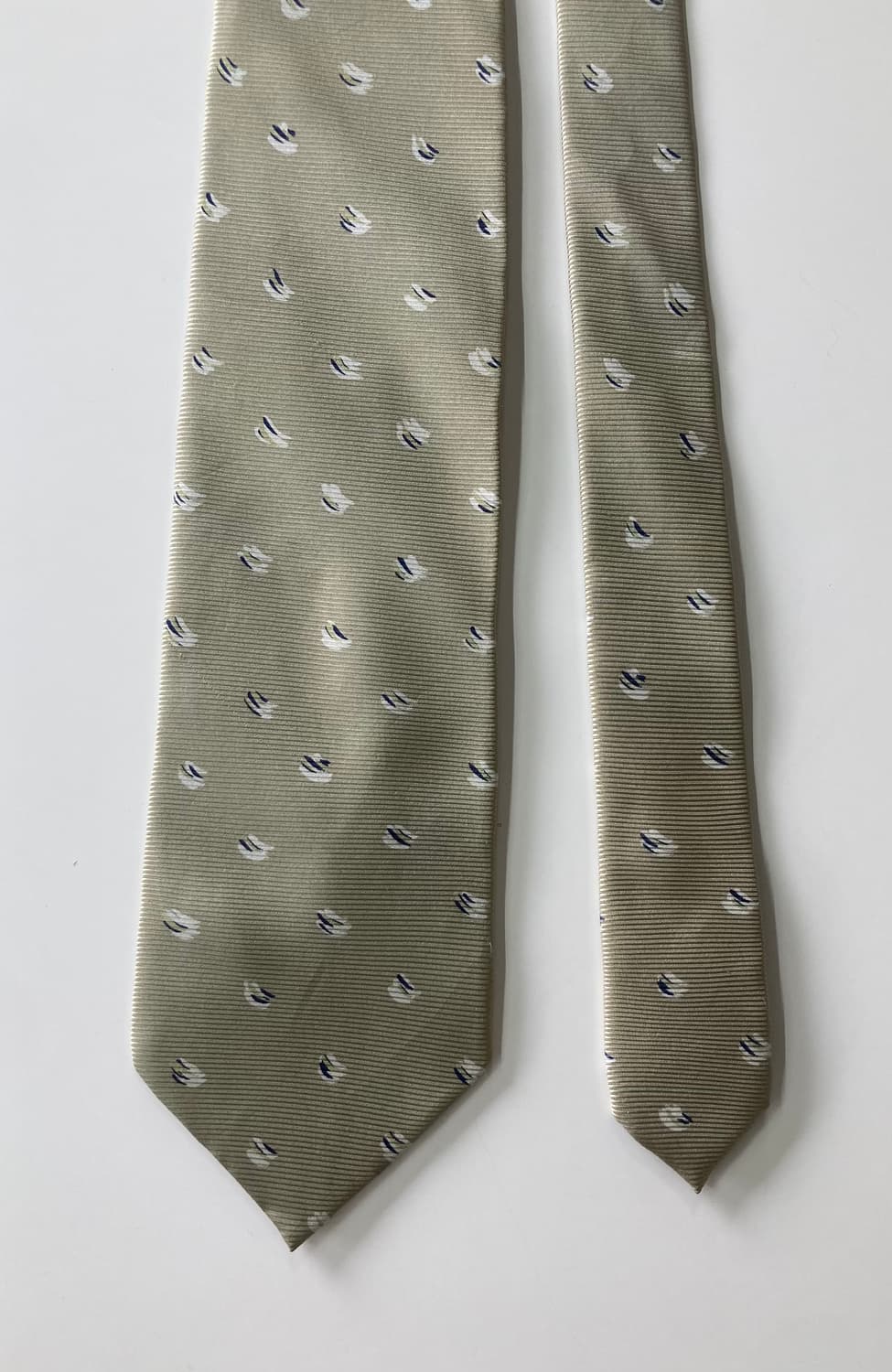 이세이미야케 넥타이 상품이미지1