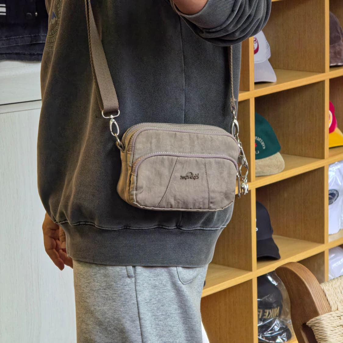 키플링 크로스백  상품이미지2