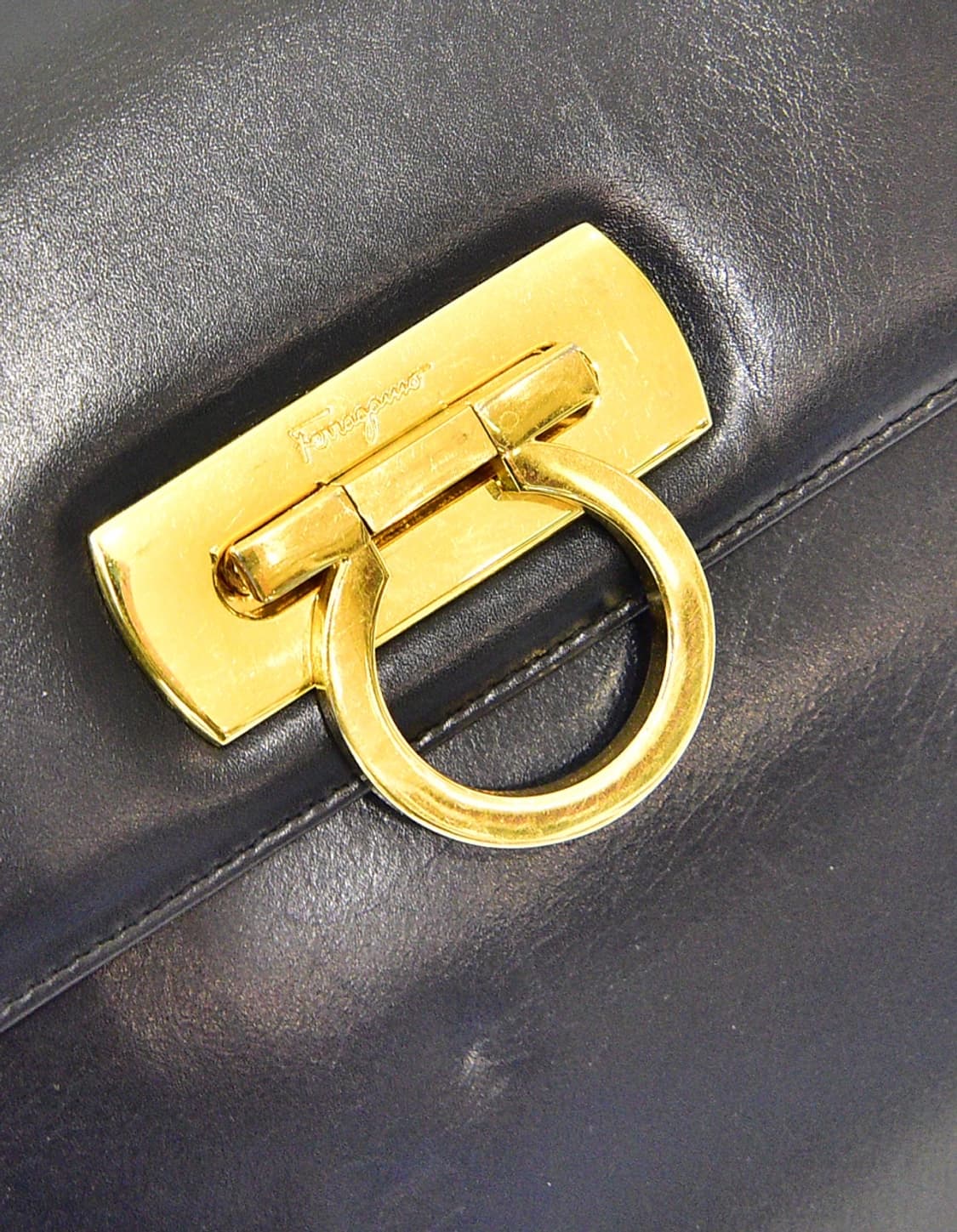 페라가모 간치니 크로스백(정품) 상품이미지6