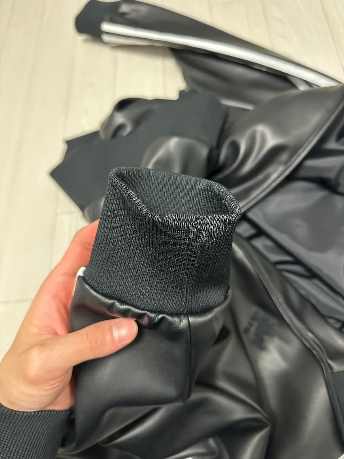 M) 아디다스 포우 레더 파이어버드 자켓 상품이미지10