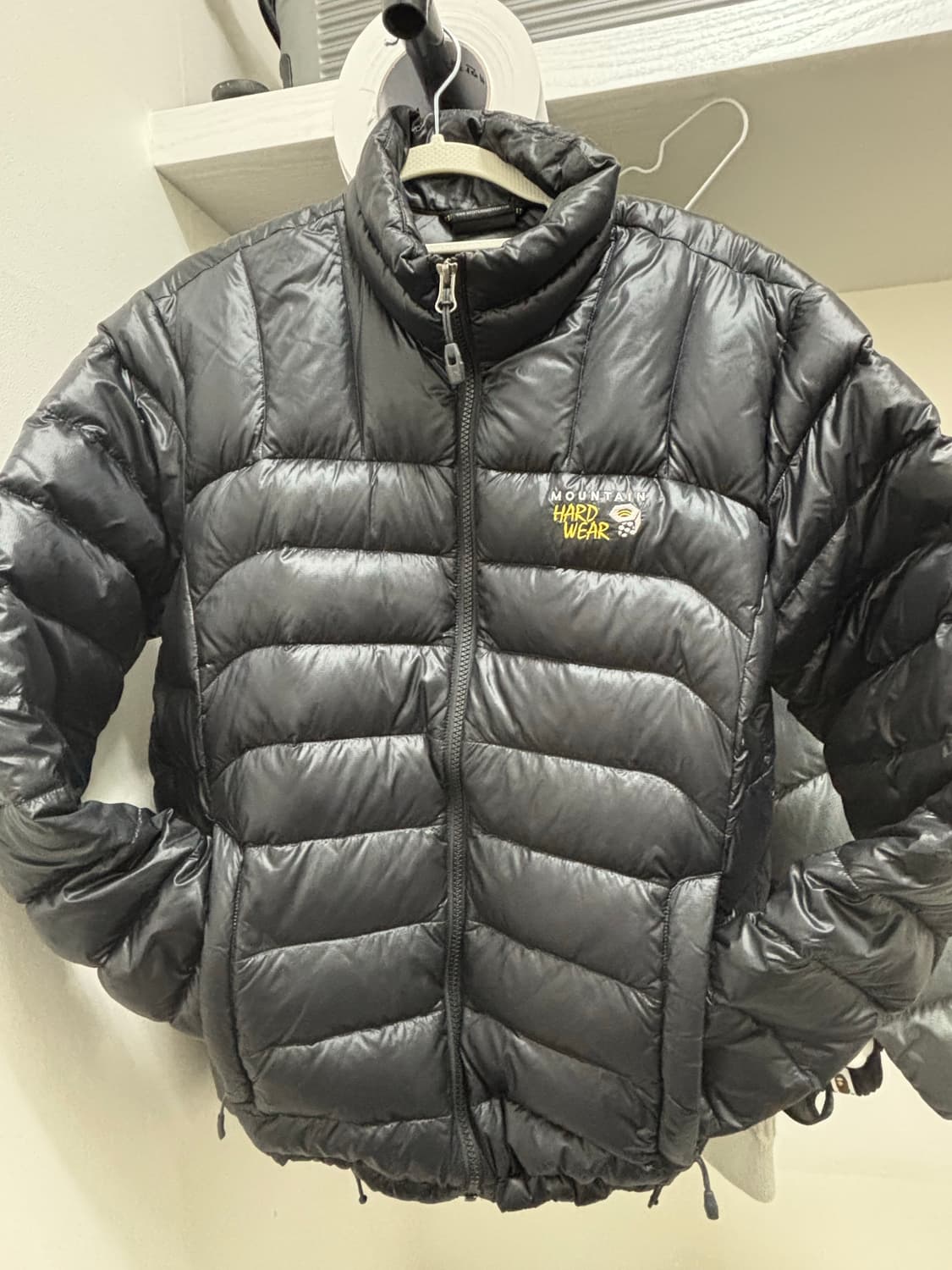 마운틴하드웨어 패딩 경량패딩 구스다운 상품이미지1
