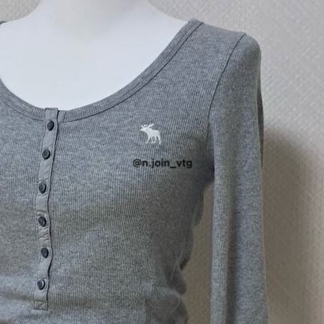 아베크롬비 헨리넥 멜란지 그레이 롱슬리브 긴팔 상품이미지2