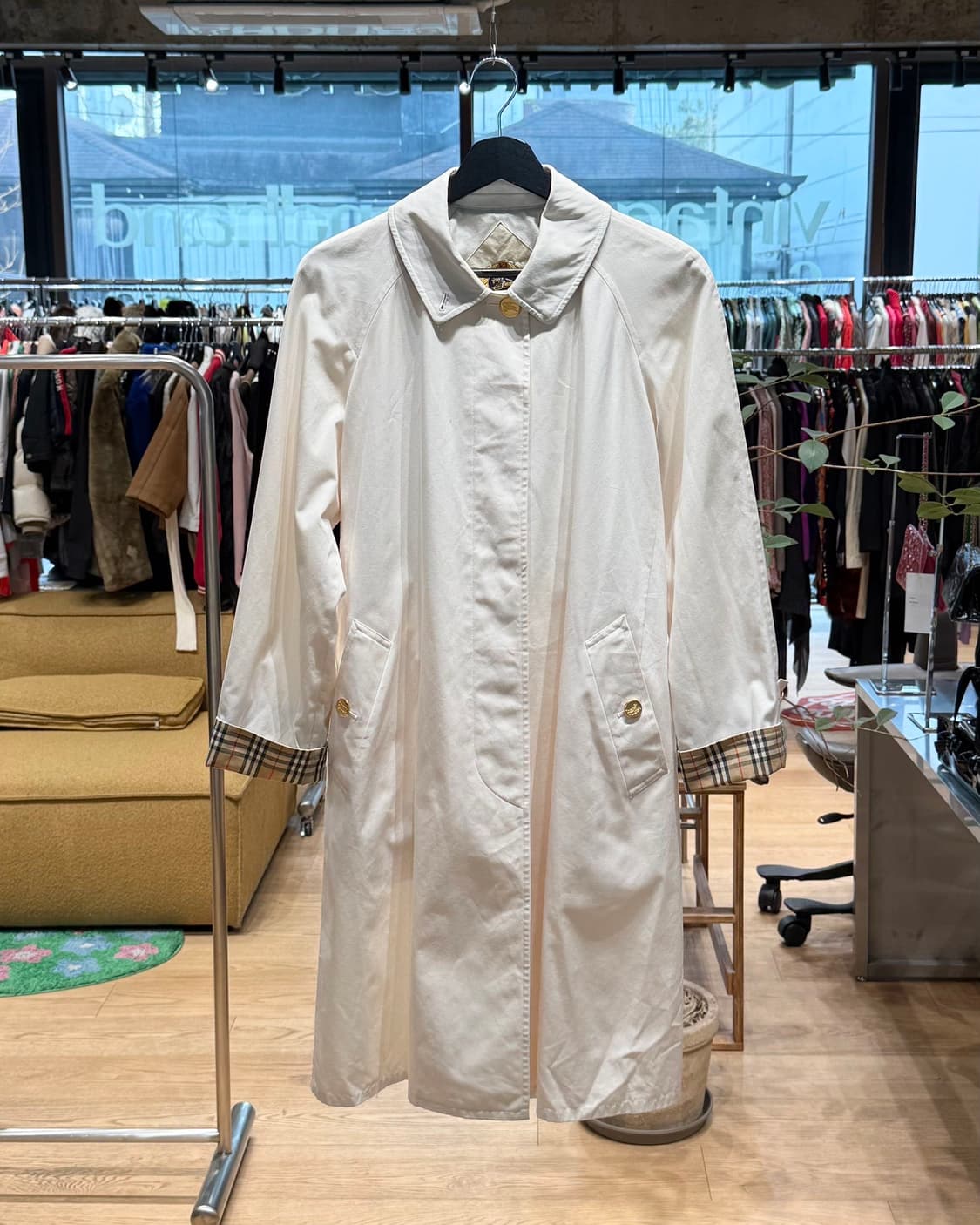 버버리 아이보리 클래식 트렌치 코트  상품이미지1