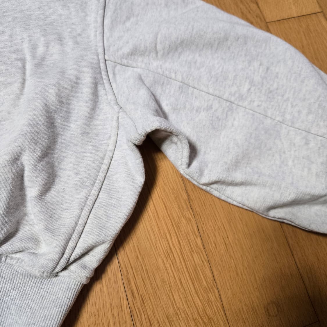 럭키슈에뜨 맨투맨 상품이미지6