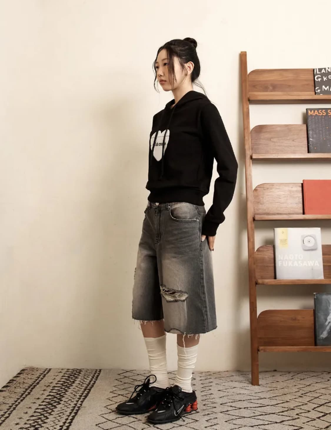 오피쉬 하트 로고 후디 블랙 상품이미지5