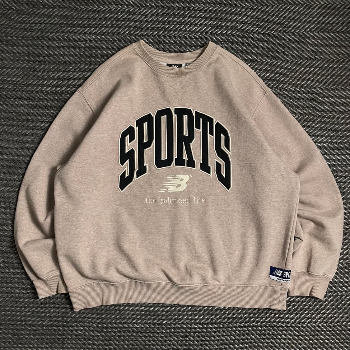 뉴발란스 SPORTS 빅로고 기모 스웻 맨투맨y 4842 상품이미지2