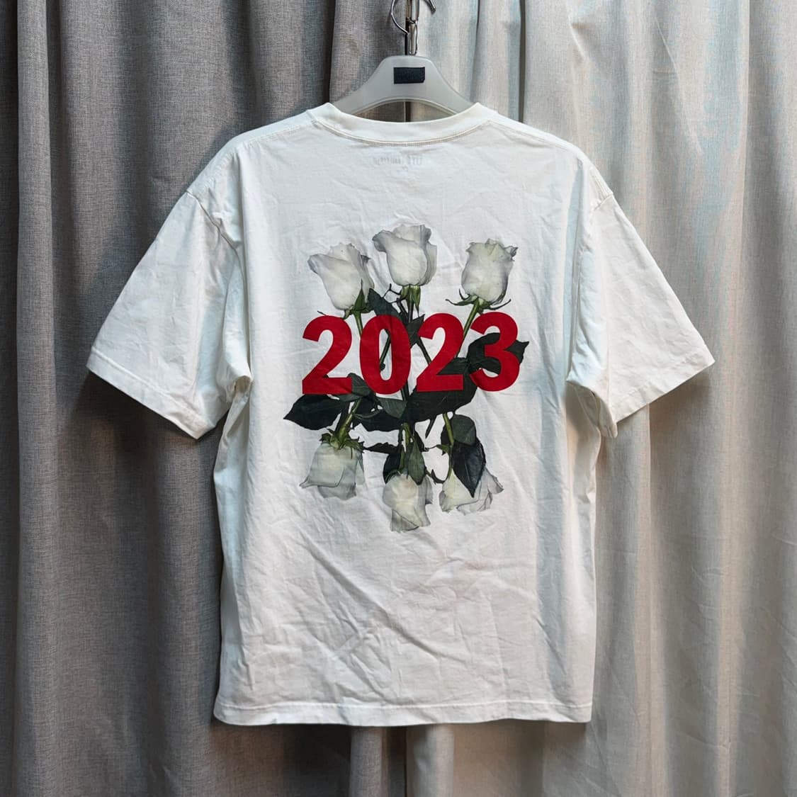 [XL] 유니클로 Bless This Mess 반팔 티셔츠 상품이미지4