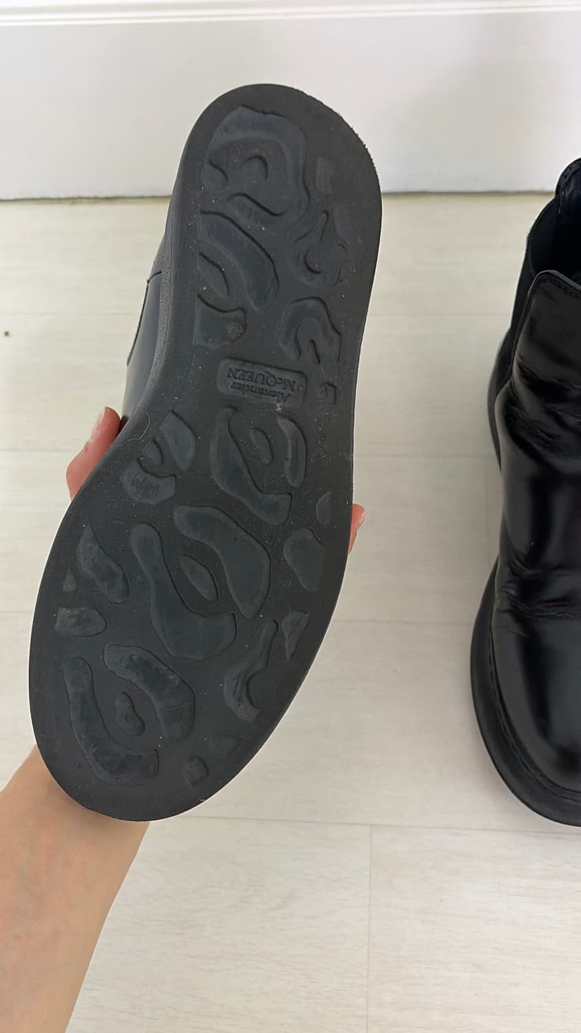 알렉산더맥퀸 첼시부츠38(245-250) 정품  상품이미지3