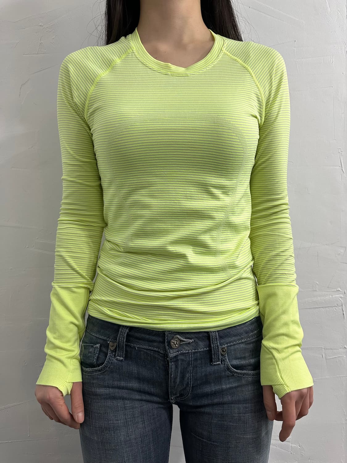 lululemon stripe longsleeve 상품이미지1