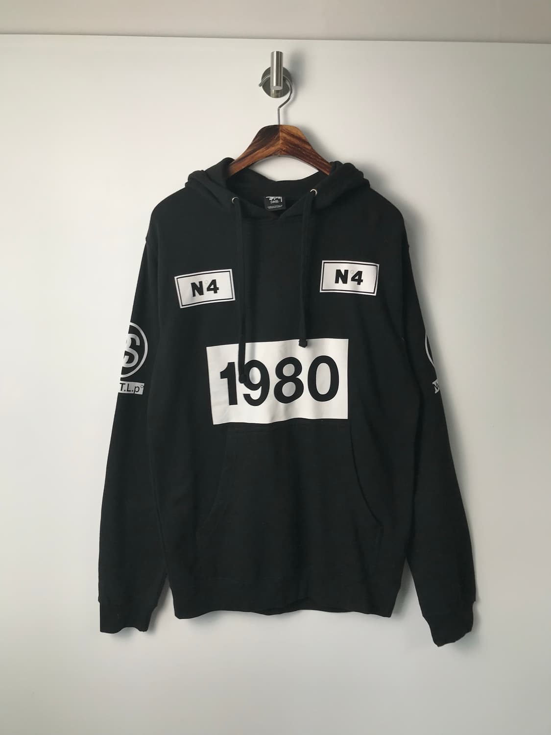 스투시 N4 1980 블랙 후드티 상품이미지3