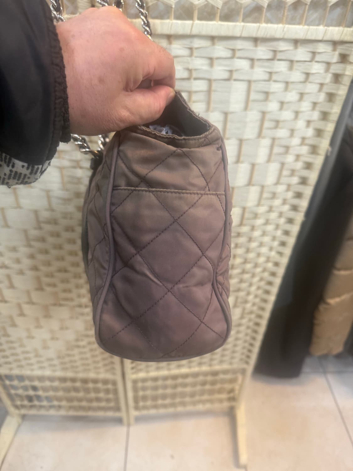 정품 프라다 퀄팅 체인 숄더백 팝니다 상품이미지5