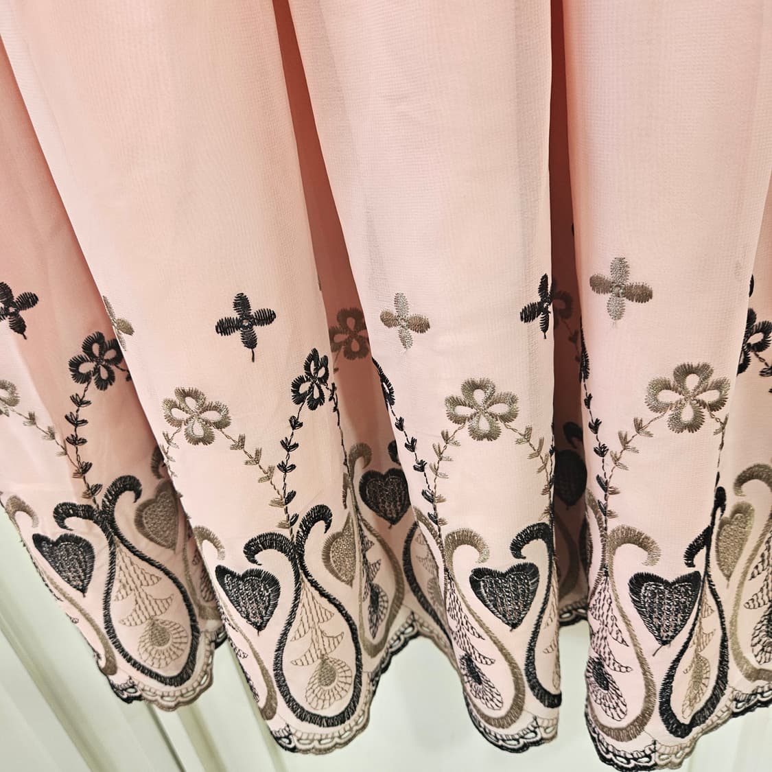 그레이스 클레스(Grace Class) 자수 플레어 원피스 상품이미지3