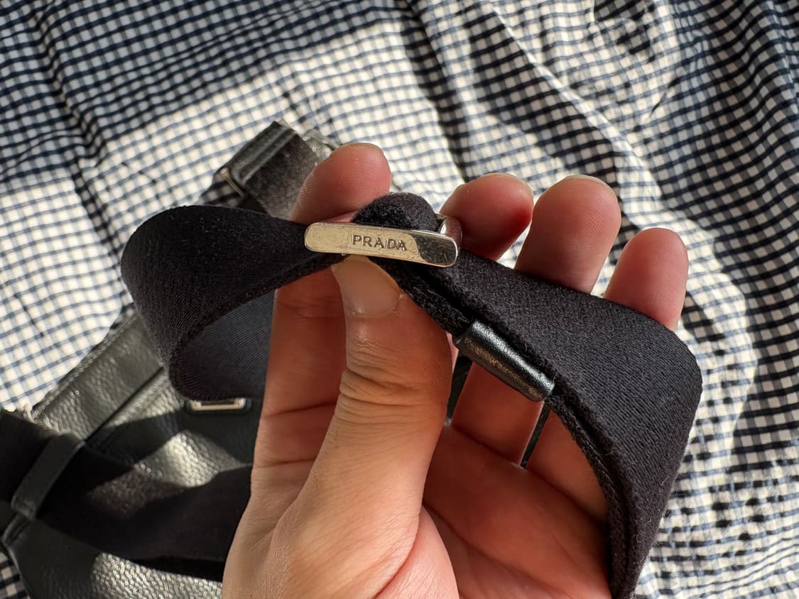 프라다 레더 크로스백 상품이미지5