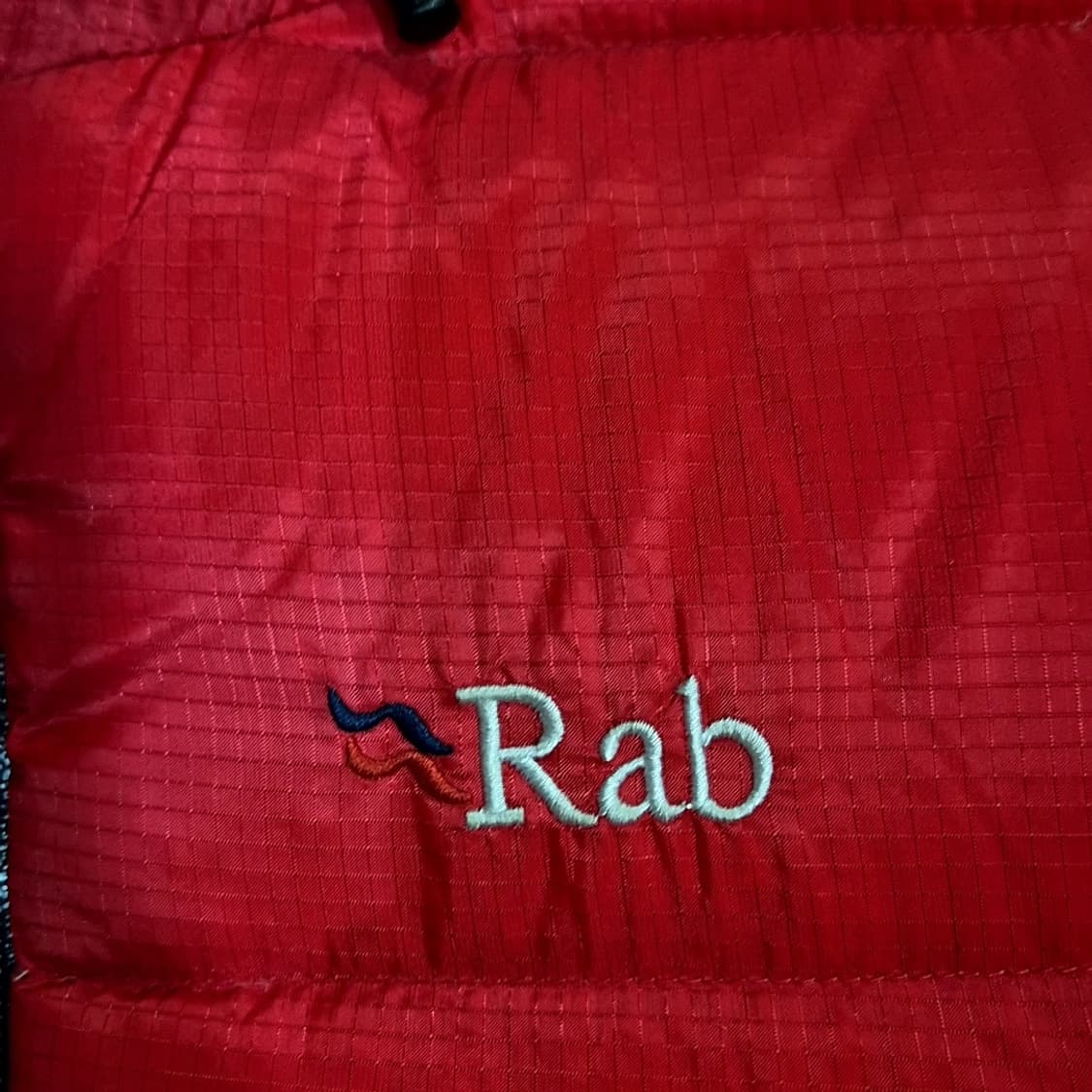 Rab 뉴트리노 엔듀런스 다운 패딩 상품이미지3