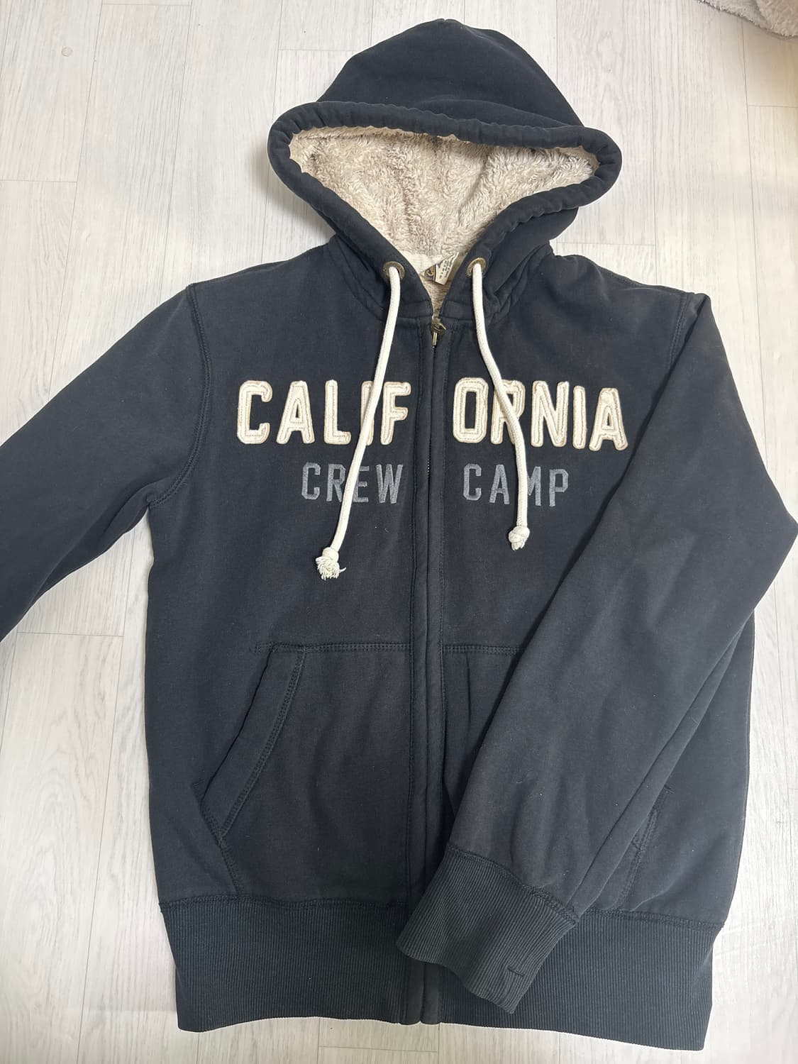 후아유 검정색 기모 후드집업 상품이미지1