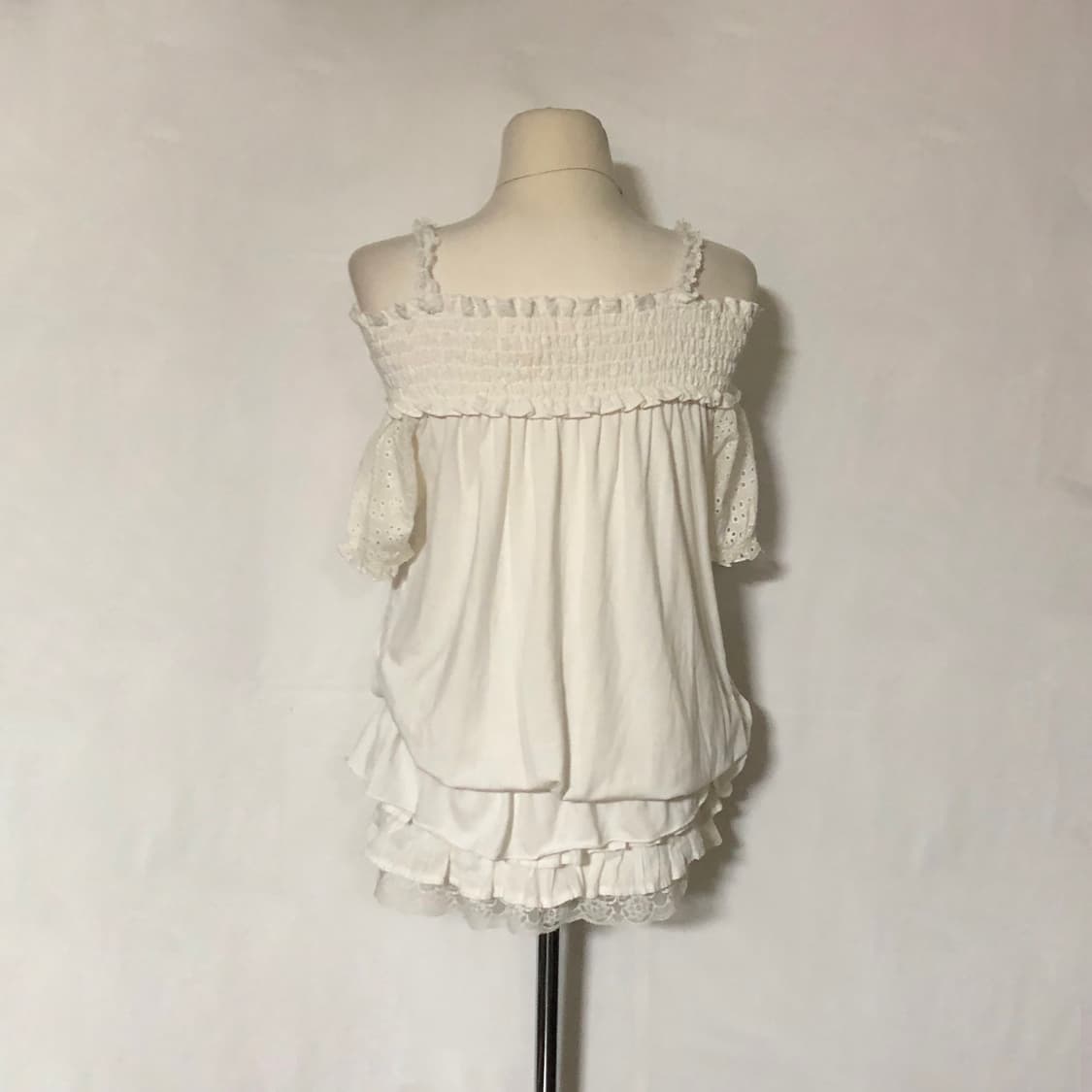 리즈메로 레이스 오프숄더 티셔츠 화이트 상품이미지6