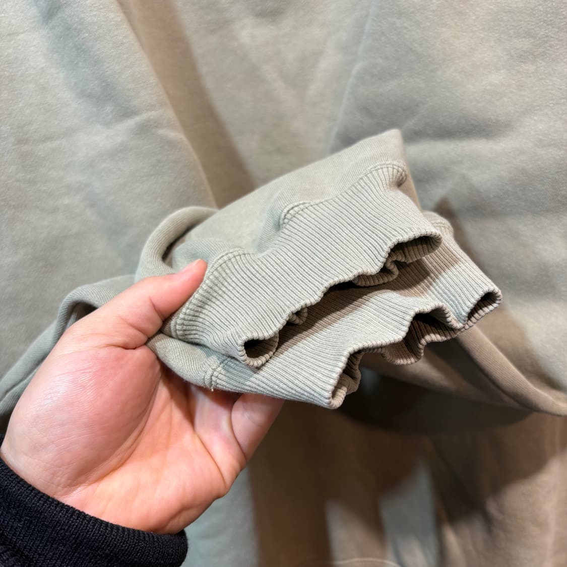 [XL] IAB STUDIO 아이앱 스튜디오 올리브 스웻 셔츠 상품이미지4