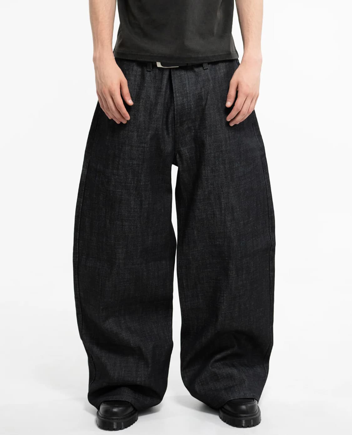 Menes Tokyo Janome Raw Baggy Jeans 상품이미지2